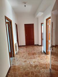 Fabriano appartamento zona residenziale