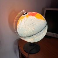 Mappamondo illuminabile Nova Rico- italiano