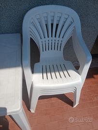 tavolo con sedie 