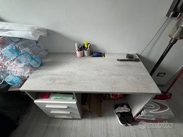 Scrivania 120x60