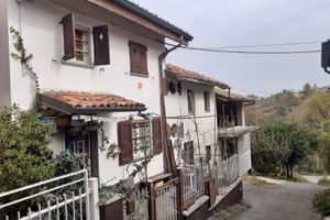 casa  in Oltrepò Pavese
