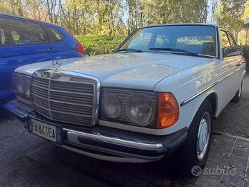 Mercedes w123 200 Benzina certificata Asi Crs