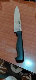 coltello con lama in acciaio temperato 20 cm