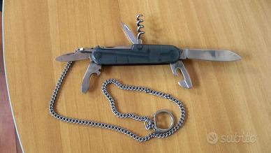 Coltello multiuso