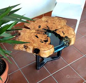 🌿Tavolino da caffè / salotto in ulivo e resina.
