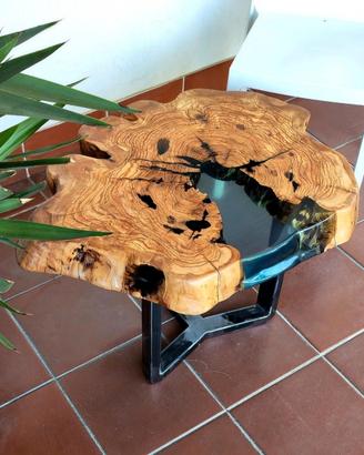 🌿Tavolino da caffè / salotto in ulivo e resina.
