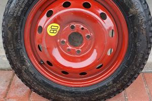 Ruotino di scorta auto