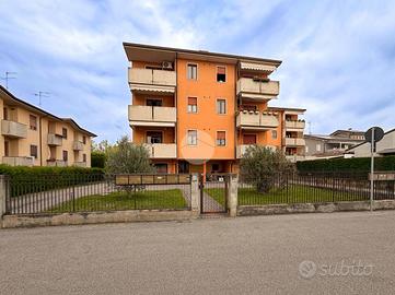 4 LOCALI A ZEVIO