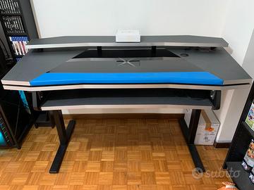 Studio Desk Xtreme Series
