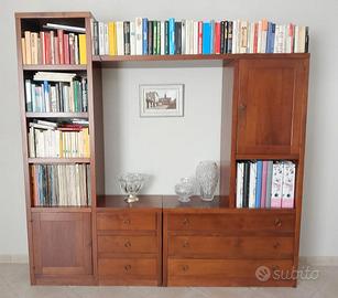 mobile / libreria in legno