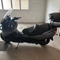 Suzuki burgman 650