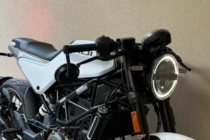 🏍️ Husqvarna Vitpilen 401 MY2023 – 6.300 km