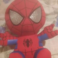 Peluche di spiderman
