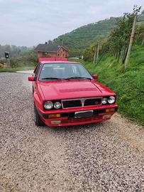 Lancia delta hf integrale
