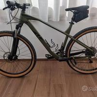 Mountain Bike Raymon 29’’ RockShox – freni a disco