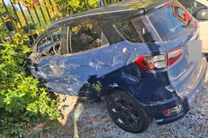 Ford EcoSport 1.0 ecob 125cv ST-Line incidentata -