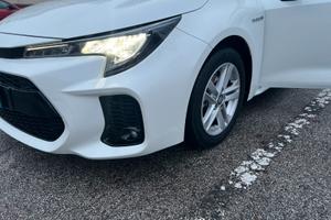 Suzuki Swace ovvero Toyota corolla