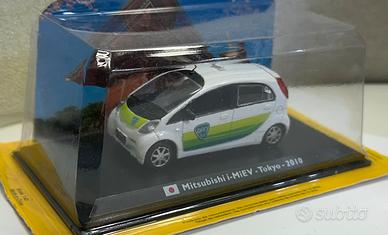 Mitsubishi i-MIEV 2010 Die Cast Serie Taxi 1/43