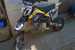 pit bike FLR 190cc da gara