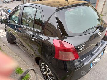 Toyota Yaris 2006