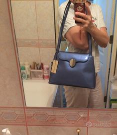 MARIELLA BURANI Borsa in pelle a spalla azzurra