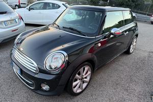 Mini 2.0 16V Cooper D Automatica