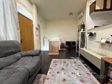 3 LOCALI A MONTEROTONDO