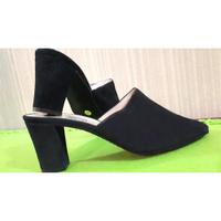 Mules nuove, mai usate“Elena” scamosciate stupende