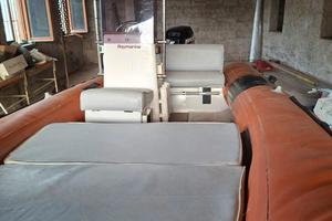 Gommone da 6 posti con carrello