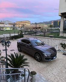 MASERATI LEVANTE 3.0V6 DIESEL 250CV GRANLUSSO FULL