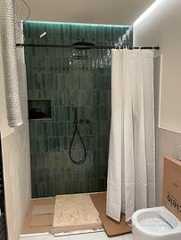 Palo doccia con tenda  bastone allungabile