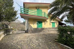 VILLA SINGOLA A MONTESARCHIO