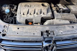 TOURAN Diesel 1.6 anno 2011