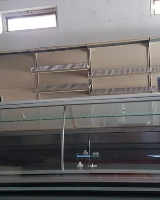  arredamento completo per negozio 