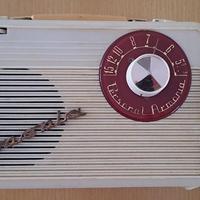 Radio Vintage anni 50 a valvole,  batteria e 220 V