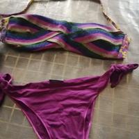 Costume miss bikini Taglia fascia M
e mutande S