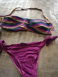 Costume miss bikini Taglia fascia M
e mutande S