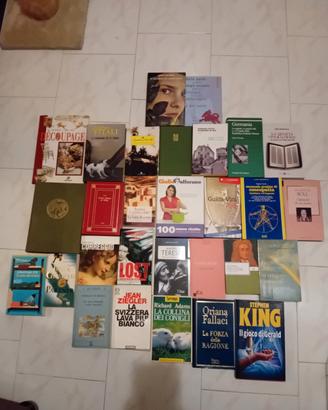 libri misti a 5 euro ciascuno 