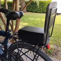 Seggiolino per bambini da portapacchi posteriore b