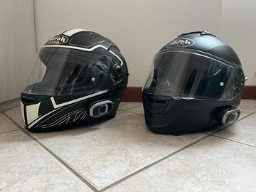Coppia caschi Airoh + interfoni Sena Sf4 dual
