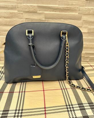 Borsa pollini blu-Elegante e versatile