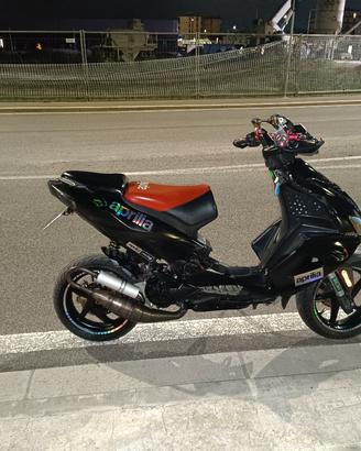 Aprilia SR factory 