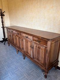 Mibile basso in legno