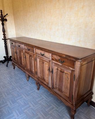 Mibile basso in legno