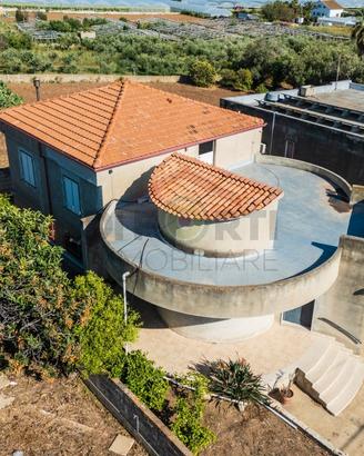 Villa D'arte a Marina di Ragusa