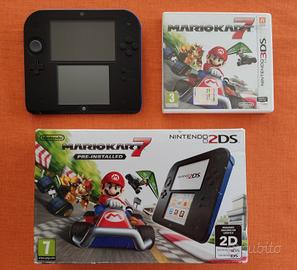 Nintendo 2DS edizione Mario Kart 7 con scatola 