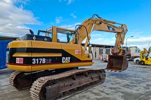 escavatore caterpillar 317bnl 