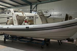 Gommone BWA 23 con motore Suzuki