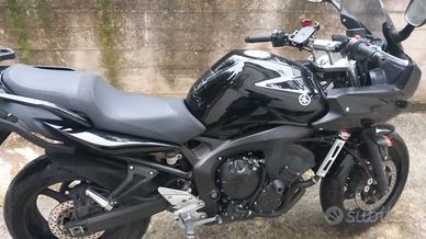 YAMAHA FAZER 600 S2