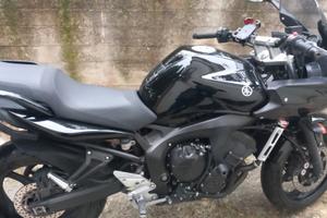YAMAHA FAZER 600 S2